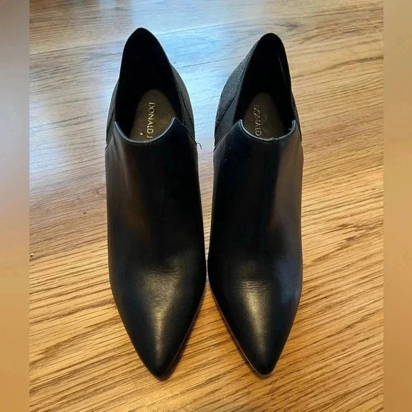 Donald J Pliner Tillie Leather Point Toe Pull On Chelsea Boot Bootie Size 5 1/2M - Picture 4 of 12